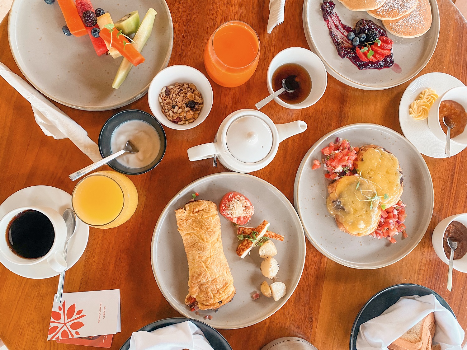 hacienda room service